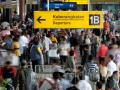 20120816_Arus_Mudik_di_Bandara_Meningkat_9705.jpg