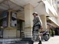 20120901_Penjagaan_Pos_Polisi_Singosaren_Solo_5074.jpg