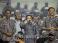 20120902_Jokowi_Ahok_Halal_Bialal_Dengan_Relawan_6063.jpg