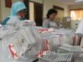 20120911_Memilah_Surat_Suara_Pilkada_Putaran_Kedua_8765.jpg