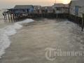 20120914_Jembatan_TPI_Rusak_Dihantam_Gelombang_7170.jpg