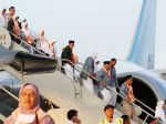 20120921_Pintu_Pesawat_Jamaah_Haji_Macet__2536.jpg