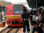 20121001_KRL_Commuter_Line_Khusus_Wanita_9334.jpg