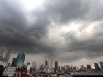 20121109_Jakarta_Memasuki_Musim_Hujan_8568.jpg