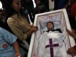 20121205_Jenazah_Diego_Mendieta_9909.jpg
