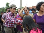 20121211_Rieke_Tinjau_Longsor_di_Cilebut_2754.jpg