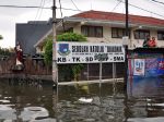 20130120_Banjir_di_Pluit_7327.jpg