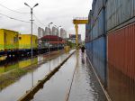 20130121_Aktivitas_Terminal_Angkut_Barang_Terhenti_2664.jpg
