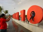 20130213_Kerusakan_Huruf_Pantai_Losari_1486.jpg