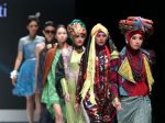 20130214_Pembukaan_Indonesia_Fashion_Week_2013_1817.jpg