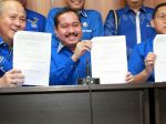 20130214_Tanda_Tangan_Pakta_Integritas_Partai_Demokrat_4533.jpg