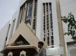 20130216_Pengamanan_Gereja_di_Makassar_9310.jpg