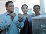 20130225_Dede_Yusuf_Nyoblos_di_Jalan_Dssa_2354.jpg