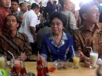 20130301_Jokowi_Kaget_Dengar_Ledakan_Balon_Gas_8964.jpg