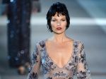 20130308_Kate_Moss_Memeragakan_Busana_Louis_Vuitton_9772.jpg