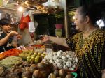 20130312_Pasokan_Bawang_Berkurang_4982.jpg