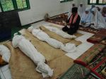 20130325_Longsor_di_Desa_Muka_Payung_Cililin_Bandung_3797.jpg