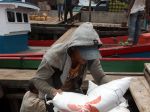 20130404_Penyaluran_Raskin_Ke_Pulo_Aceh_1480.jpg