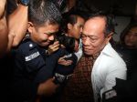 20130418_Ketua_DPRD_Bogor_Iyus_Djuher_Ditahan_KPK_1114.jpg