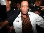 20130418_Ketua_DPRD_Bogor_Iyus_Djuher_Ditahan_KPK_7559.jpg