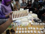 20130423_Kosmetik_Ilegal_Marak_di_Bandung_9648.jpg