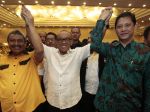 20130501_Aburizal_Bakrie_Bersama_Kader_Golkar_Jabar_8251.jpg