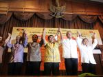 20130502_Deklarasi_Kekayaan_Cagub_dan_Cawagub_Jateng_4230.jpg
