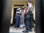 20130510_inavis-gledah-rumah-orang-tua-terduga-teroris_1957.jpg