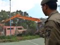 20130520_pembongkaran-bangunan-waduk-pluit_9036.jpg