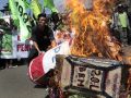 20130524_tolak-kenaikan-harga-bbm-di-bandung_9156.jpg