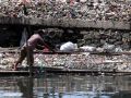 20130701_tumpukan-sampah-di-kali-sunter_4674.jpg