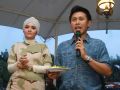 20130717_eko-patrio-bersama-istri-selamatan-warung-komando-miliknya_2074.jpg