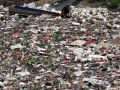 20130725_mencari-rezeki-dilautan-sampah_4188.jpg