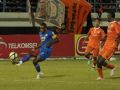 20130802_greg-nwokolo-lakukan-tendangan-voli_2585.jpg