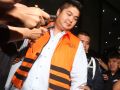 20130814_simon-gunawan-tanjaya-usai-diperiksa-kpk_7004.jpg