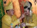 20130830_bella-saphira-menikah-dengan-mayjen-tni-agus-surya-bakti_2258.jpg