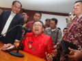 20131002_gubernur-kalbar-cornelis-konpers-pencemaran-nama-baik_2578.jpg