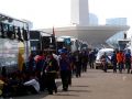 20131017_bus-demostran-parkir-di-monas_1953.jpg