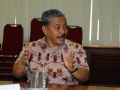20131106_hayono-isman-balon-presiden-2014-kunjungi-warkot_9140.jpg