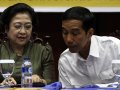 20131130_megawati-dan-jokowi-hadiri-seminar-dewan-guru-besar-ui_6660.jpg