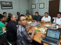 20131203_150602_anas-urbaningrum-kunjungi-markas-tribun.jpg