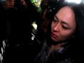 20131206_195144_angelina-sondakh-pingsan-usai-diperiksa.jpg