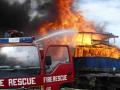 20131208_142903_kapal-terbakar_01.jpg