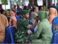 20131211_153304_jatmiko-tentara-pegang-lipstik.jpg