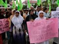 20131213_223453_demo-penegakan-syariat-islam.jpg