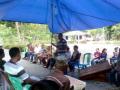 20131215_082829_anggota-keluarga-almarhum-aleksander-taolin-yohanes-fatin.jpg
