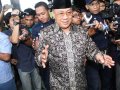 20131216_091557_mantan-ketua-komisi-x-dpr-mahyuddin-diperiksa-kpk.jpg