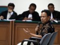 20131217_191133_wafid-muharram-bersaksi-untuk-deddy-kusdinar.jpg