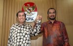 20131223_162550_bpk-serahkan-laporan-kerugian-negara-kasus-century.jpg