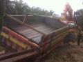 20140106_124722_truk-ambalas-macet.jpg
